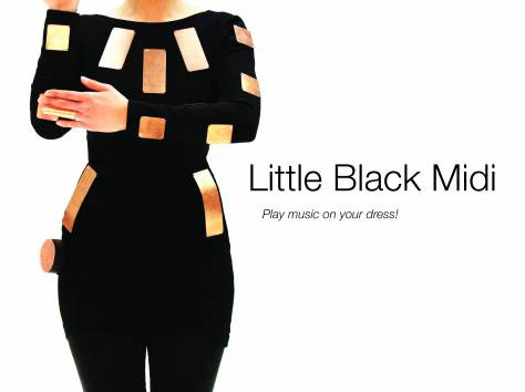 Little Black Midi von Naomi Knopf